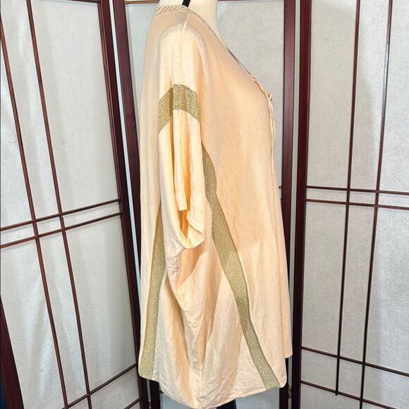 Pink Boxy Tunic with Bib Collar and Embellishments - Picture 2 of 9